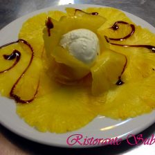 Carpaccio de Ananás com Gelado de Limão